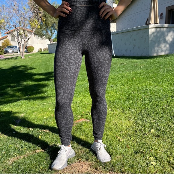 Lululemon Align HR Pant 28” - Picture 3 of 8